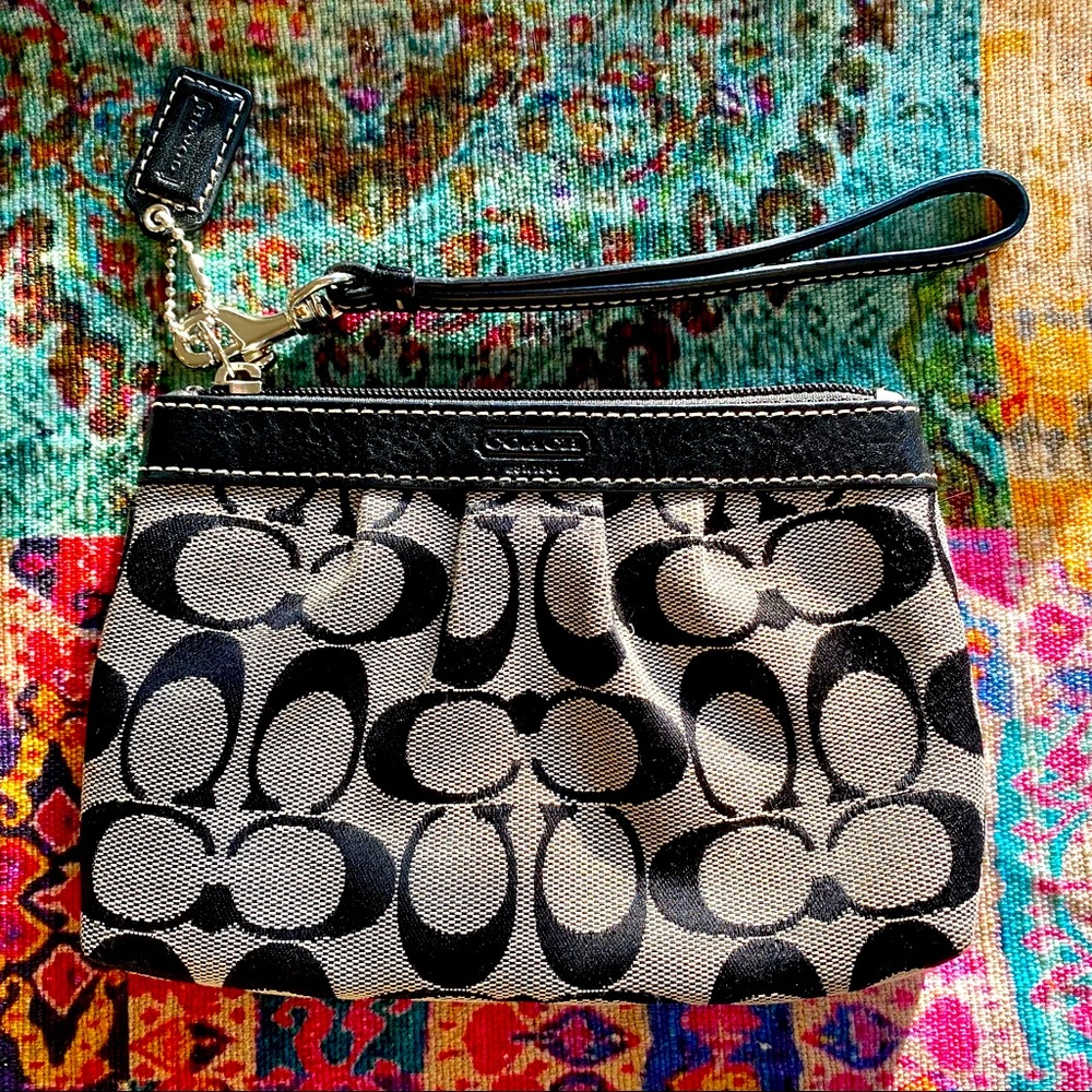 Coach Wristlet NWOT